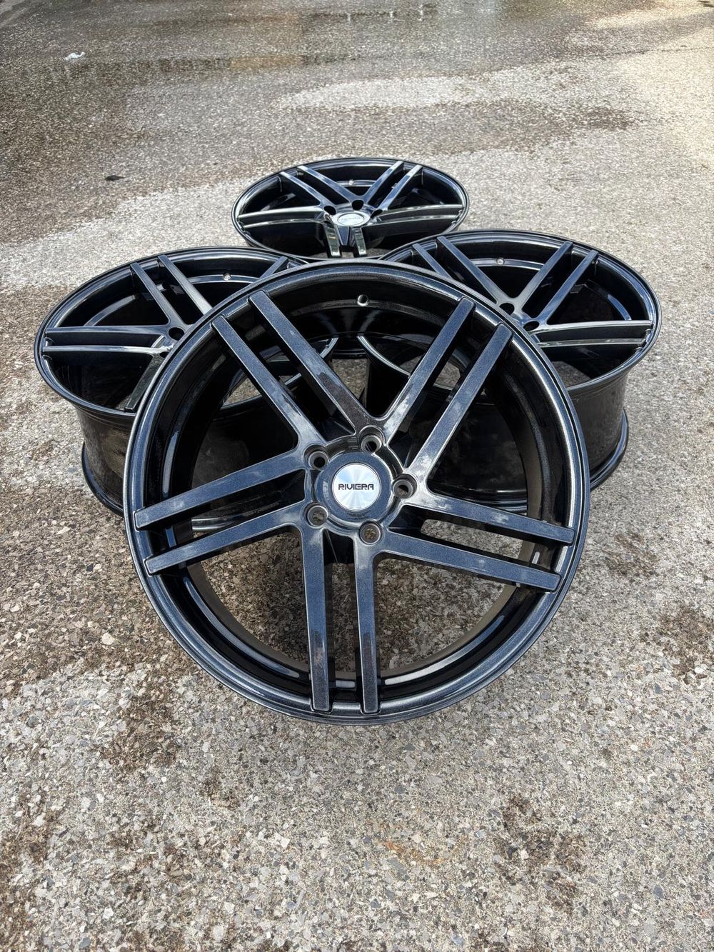 20” Riviera Twist Staggered Alloy Wheels 5X120 BMW